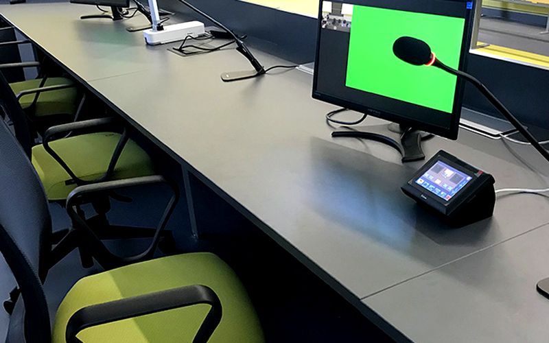 Audio per sale riunioni — un lavoro reale Armonica